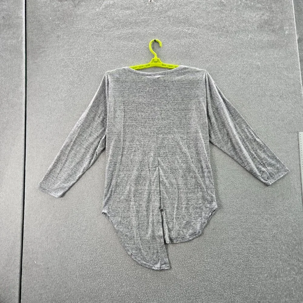 Disney Couture Women Shirt Large Gray Embroidered Sequin Crew‎ Neck Pullover